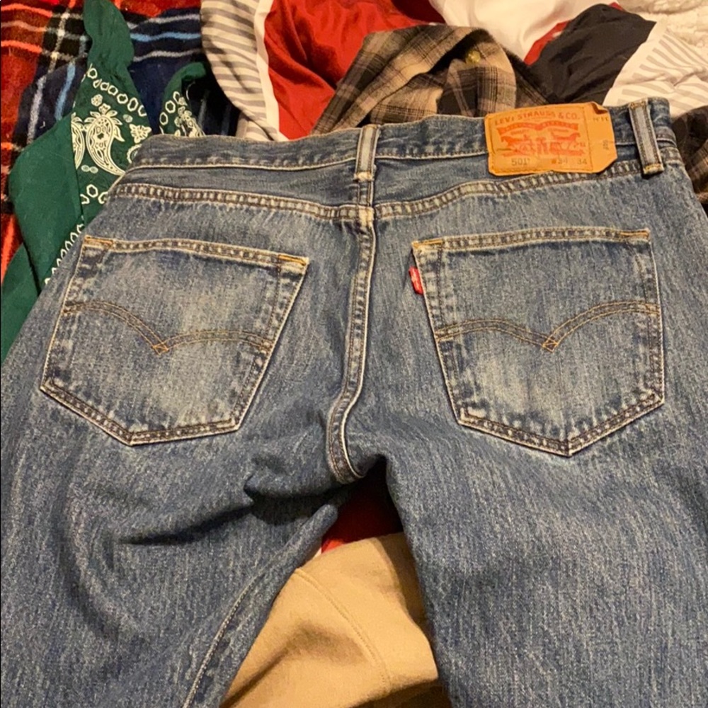 Levi 501 blue jeans